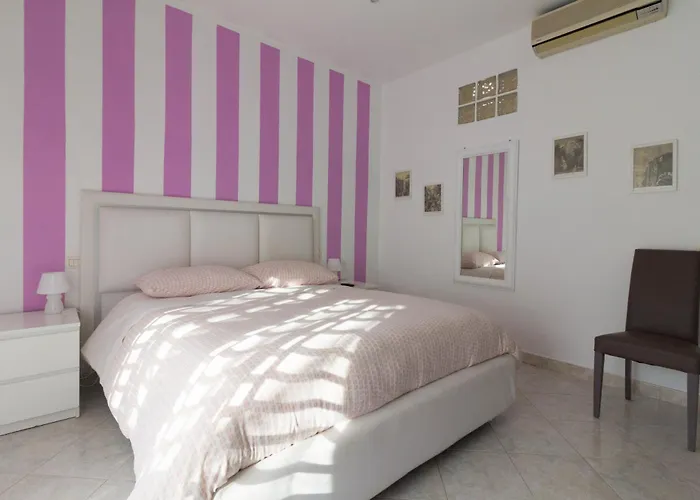 Maison Lillina Nocleg ze śniadaniem 4*