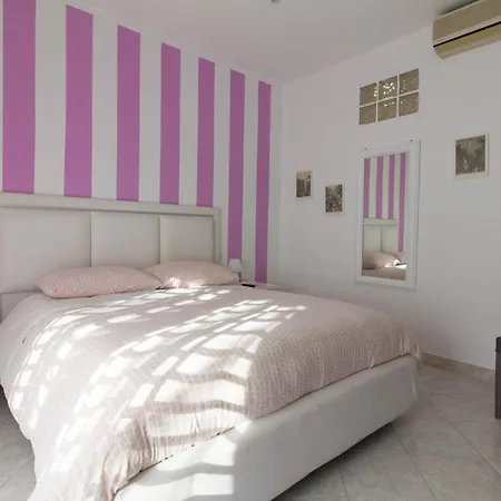 Maison Lillina Bed & Breakfast *